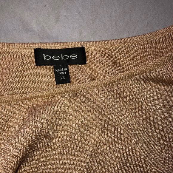 Beautiful gold off the shoulder top - Picture 4 of 6